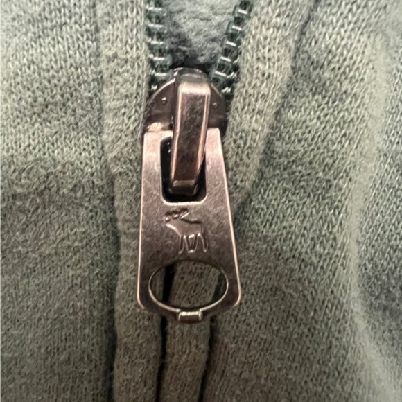 Abercrombie kids zip-up hoodie with kangaroo pockets. - green - size 17/18 - Picture 5 of 7